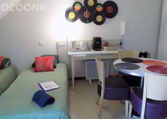 아파트 Grand 4 Personnes Bien Place Gare , Sanctuaire ,centre *